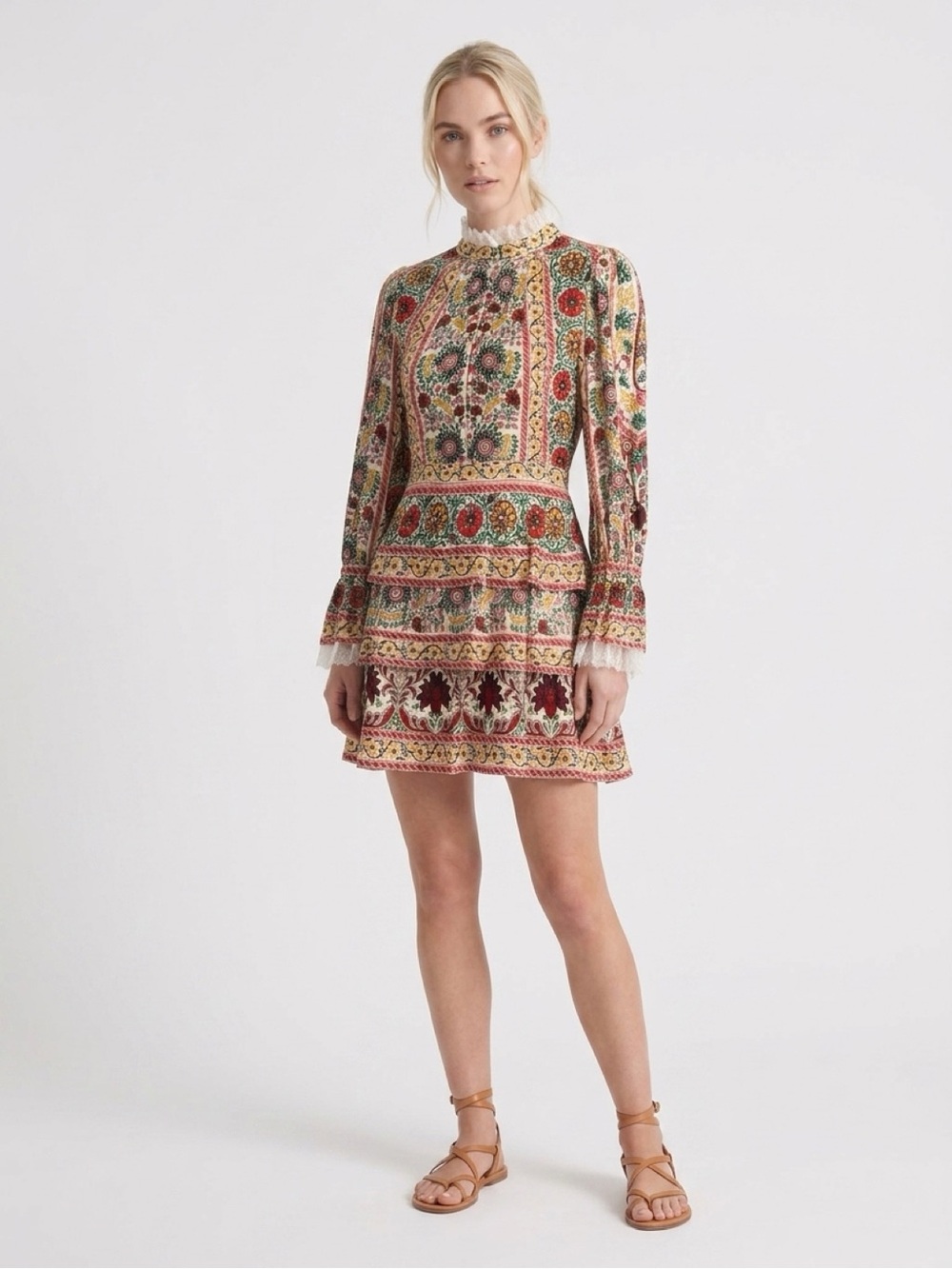 Alice + Olivia 🌸✨ Boho-chic statement dress by Alice + Olivia! ✨🌸